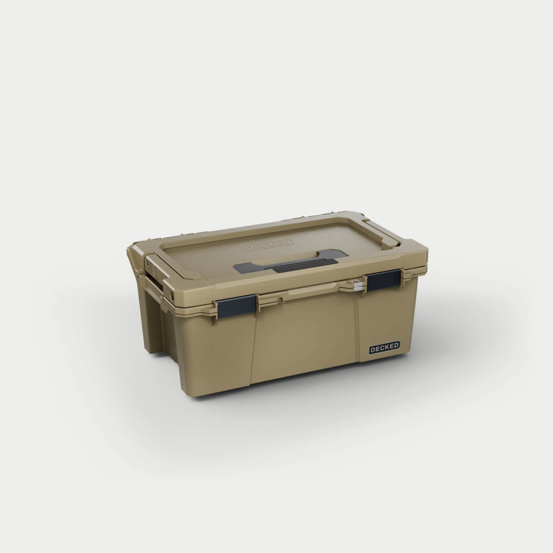 DECKED D-co Cases